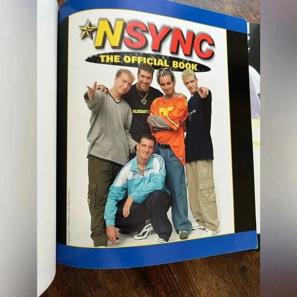 *NSYNC | The Official Book​ - Picture 6 of 9